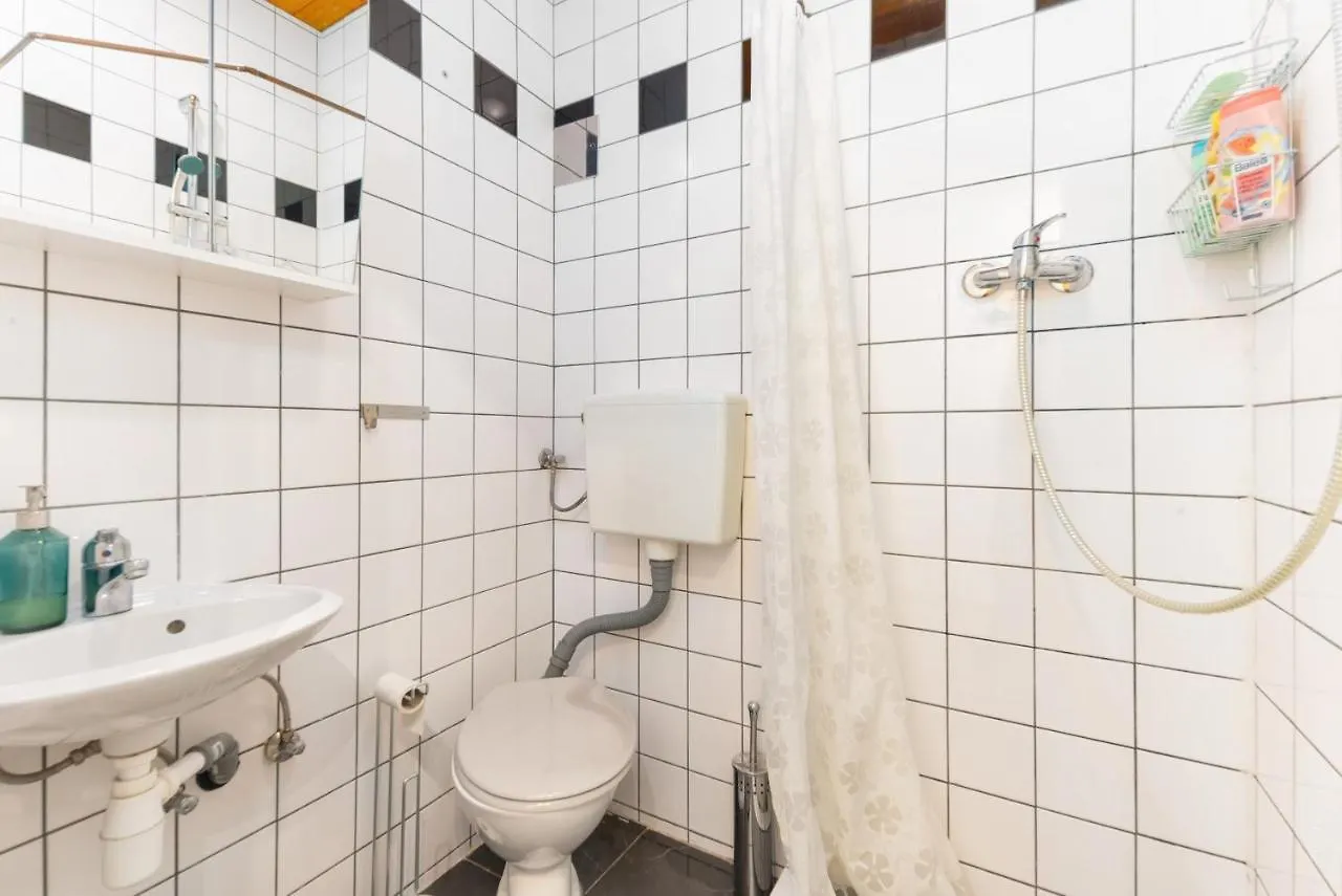 Designer Apartments, 2 Min To U1 Reumannplatz Vienna Apartment