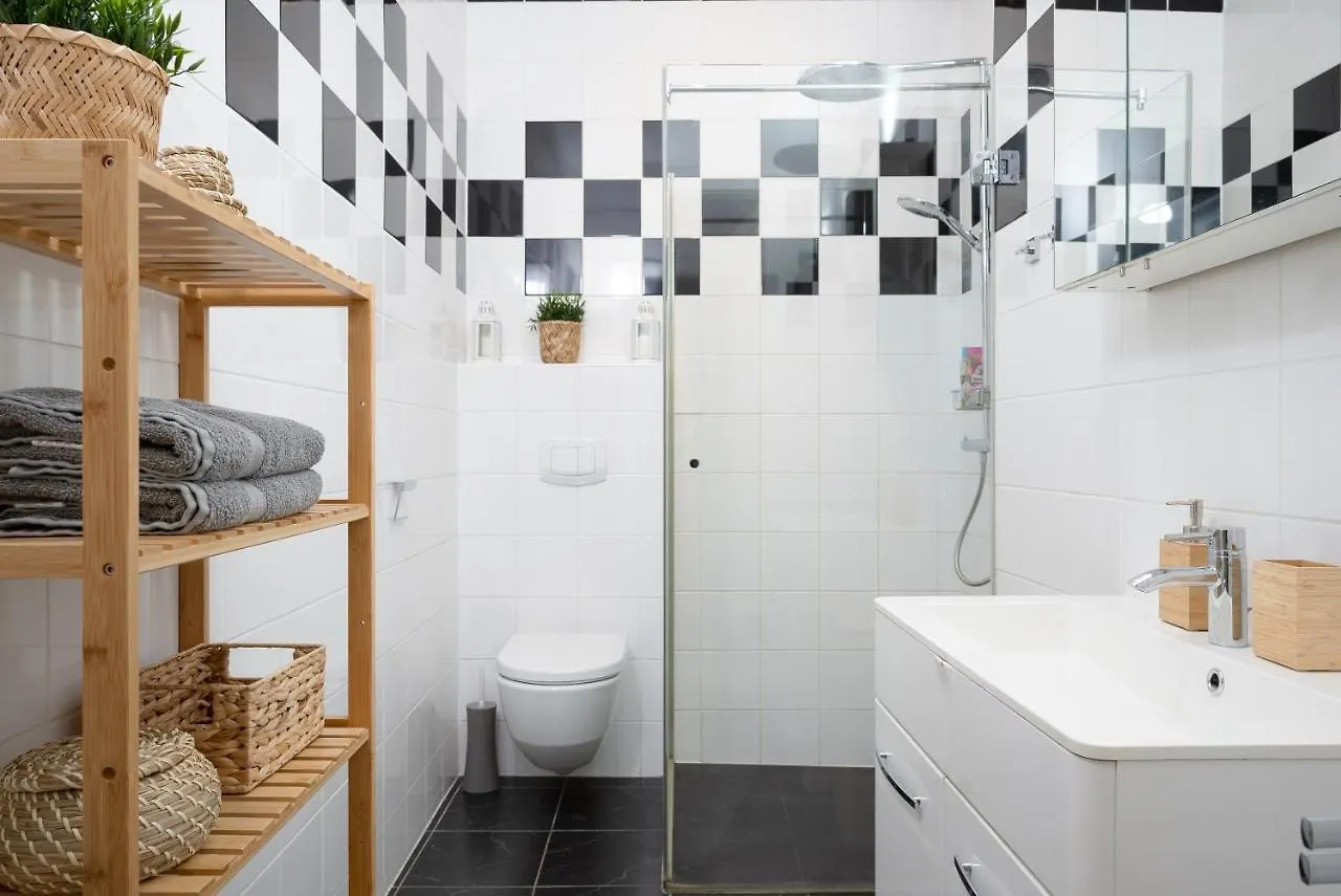 Apartment Designer Apartments, 2 Min To U1 Reumannplatz Vienna Austria