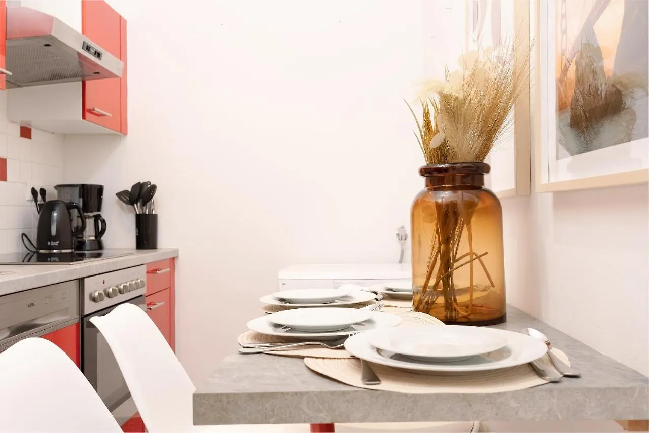 Apartment Designer Apartments, 2 Min To U1 Reumannplatz Vienna Austria